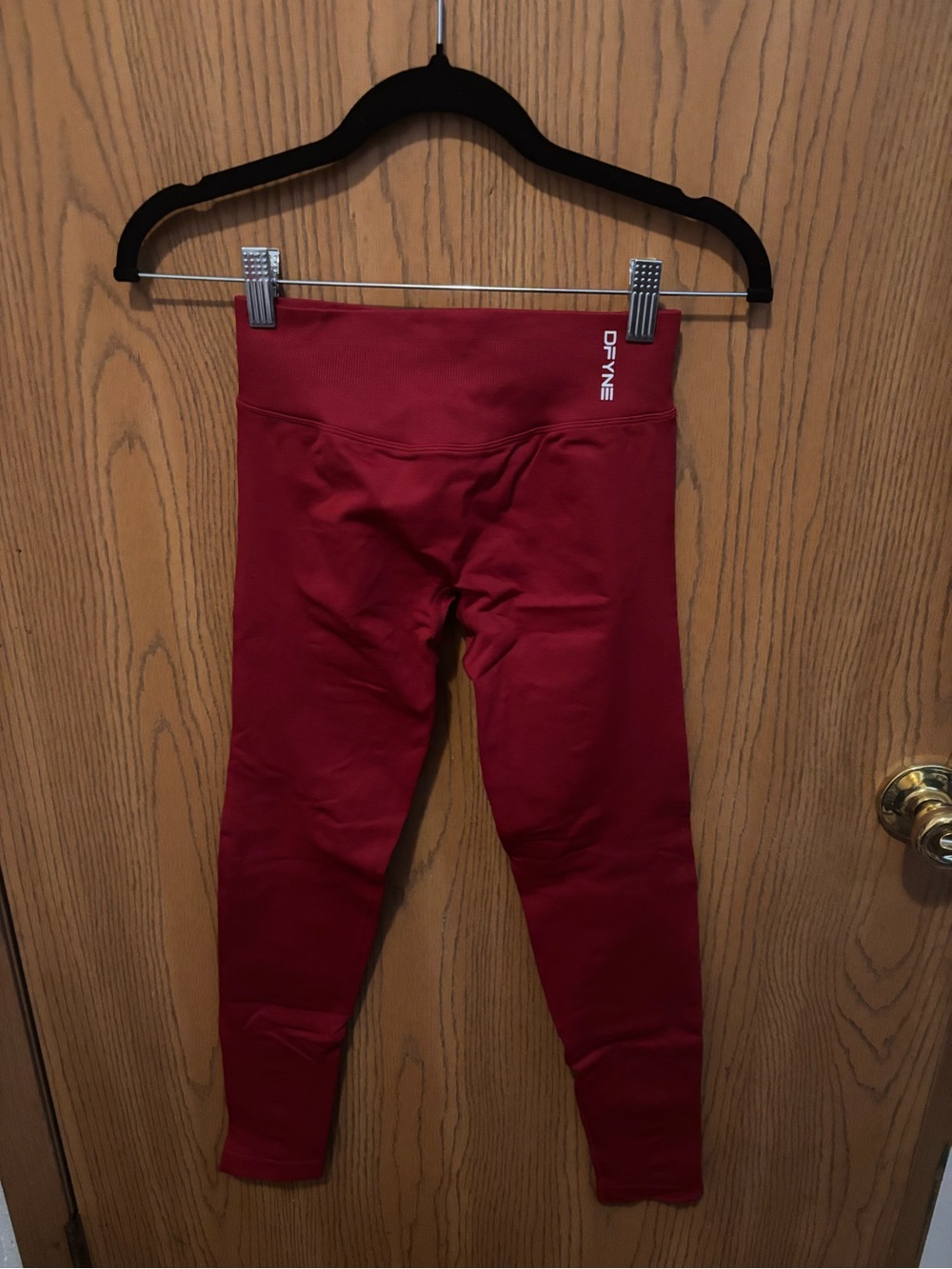 Dfyne Crimson High-Rise Leggings
